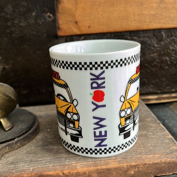 Vintage New York Taxi Mug - Picture 6 of 8